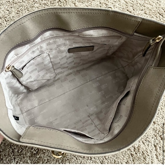 MICHAEL KORS grey taupe tote bag - Picture 8 of 11